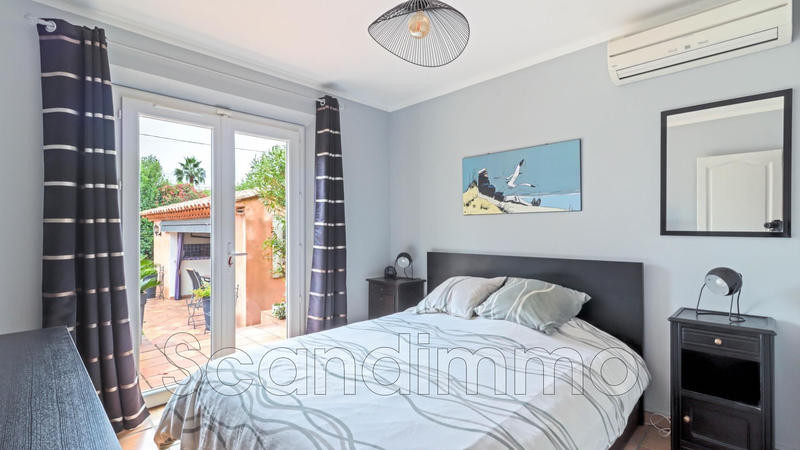 Maison - 162 m² - 7 pièces