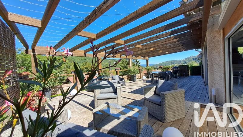 Maison - 160 m² - 6 pièces