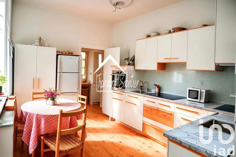 Maison - 141 m² - 6 pièces