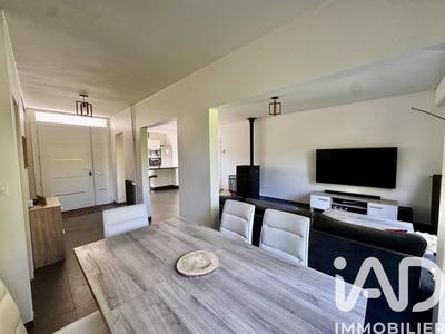 Maison - 104 m² - 6 pièces