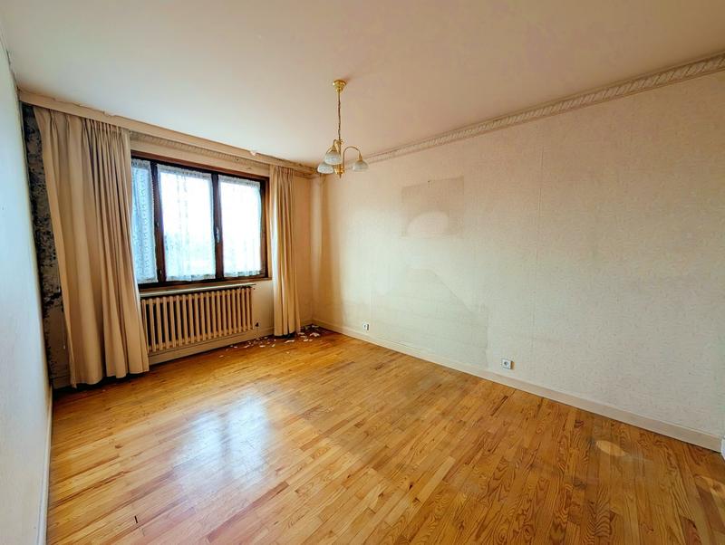 Appartement - 105 m² - 4 pièces