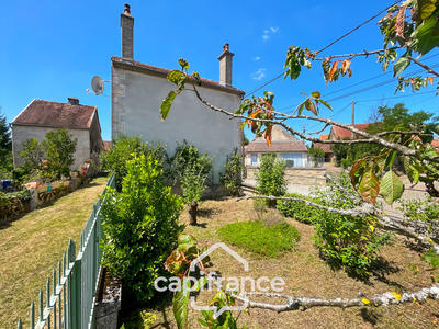 Maison - 85 m² - 5 pièces