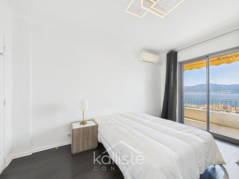 Appartement - 87 m² - 3 pièces