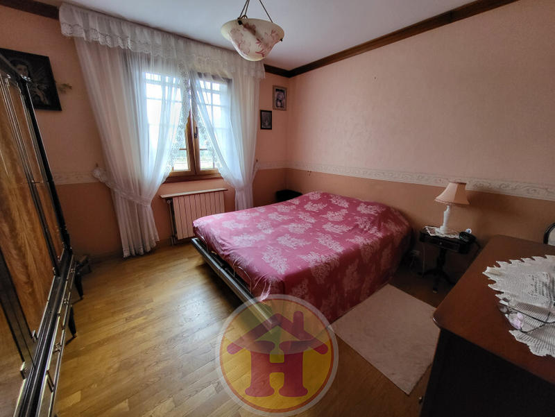 Maison - 181 m² - 6 pièces