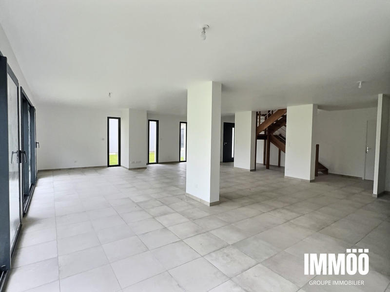 Maison contemporaine - 165 m² - 6 pièces