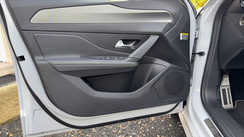 Peugeot 308 1.5 BlueHDi 130 Eat8 Gt - Automatique Entretien constructeur