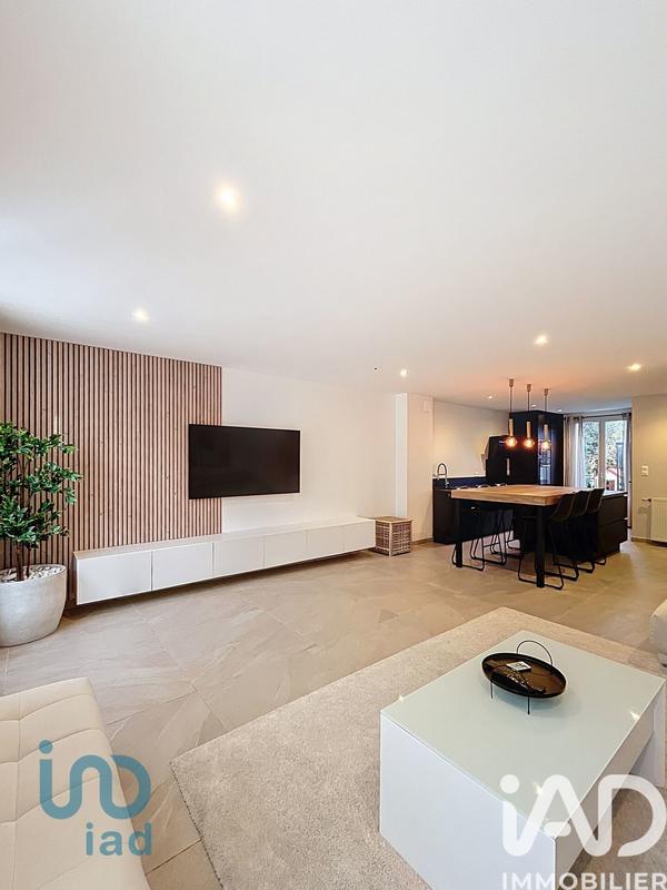 Maison - 111 m² - 4 pièces