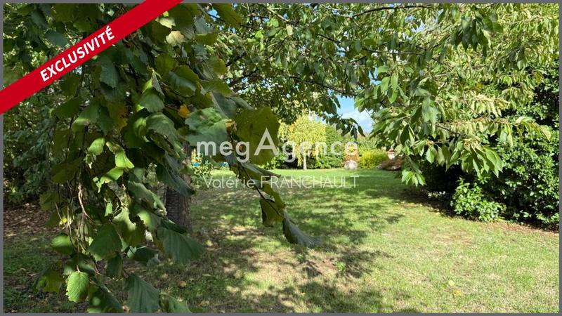 Maison - 211 m² - 10 pièces