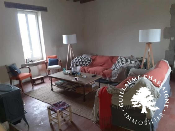 Maison traditionnelle - 170 m² - 5 pièces