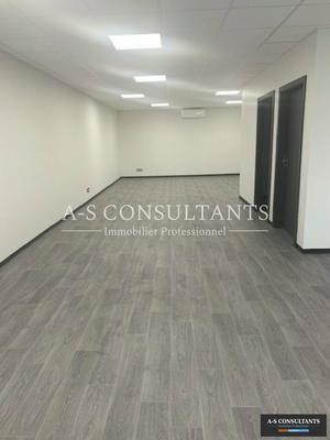 Bureau - 120 m²