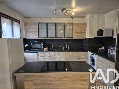 Maison - 97 m² - 4 pièces