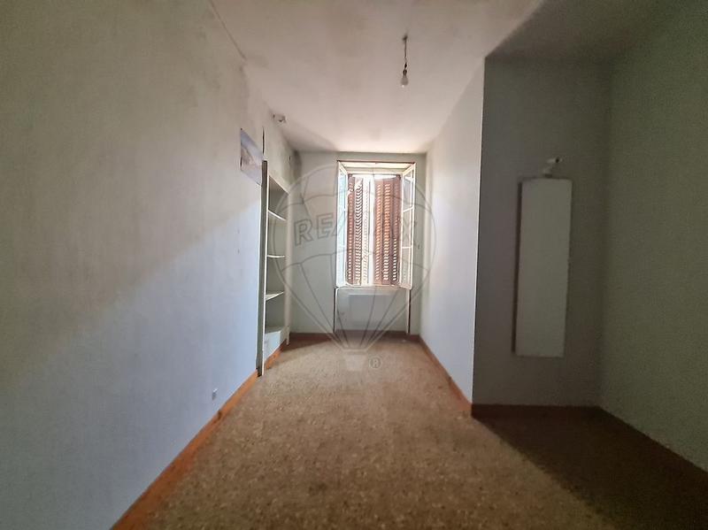 Maison de ville - 218 m² - 9 pièces