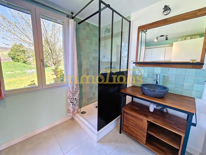 Maison - 182 m² - 7 pièces