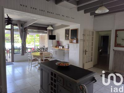 Maison - 185 m² - 7 pièces