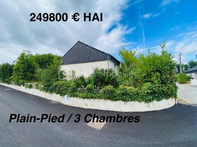 Maison - 96 m² - 5 pièces