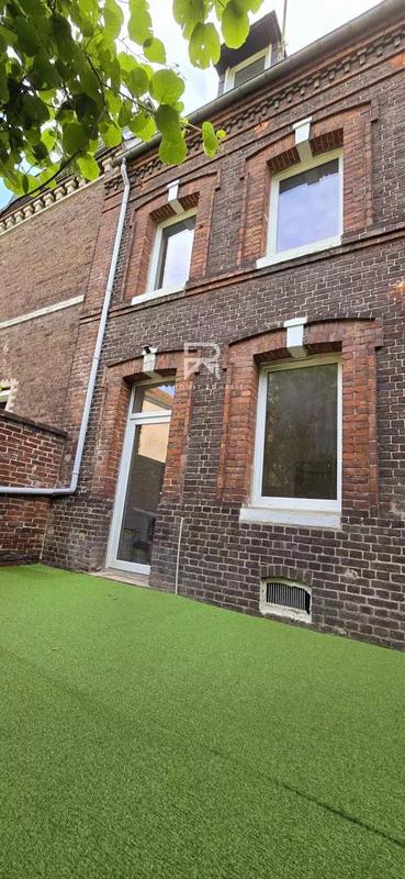 Maison - 63 m² - 4 pièces