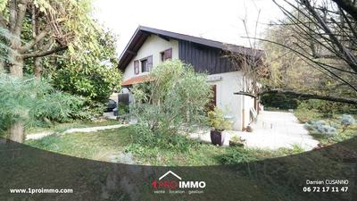 Maison - 99 m² - 5 pièces