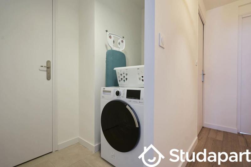 Chambre - 13 m² - 1 pièce