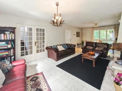 Maison - 101 m² - 6 pièces