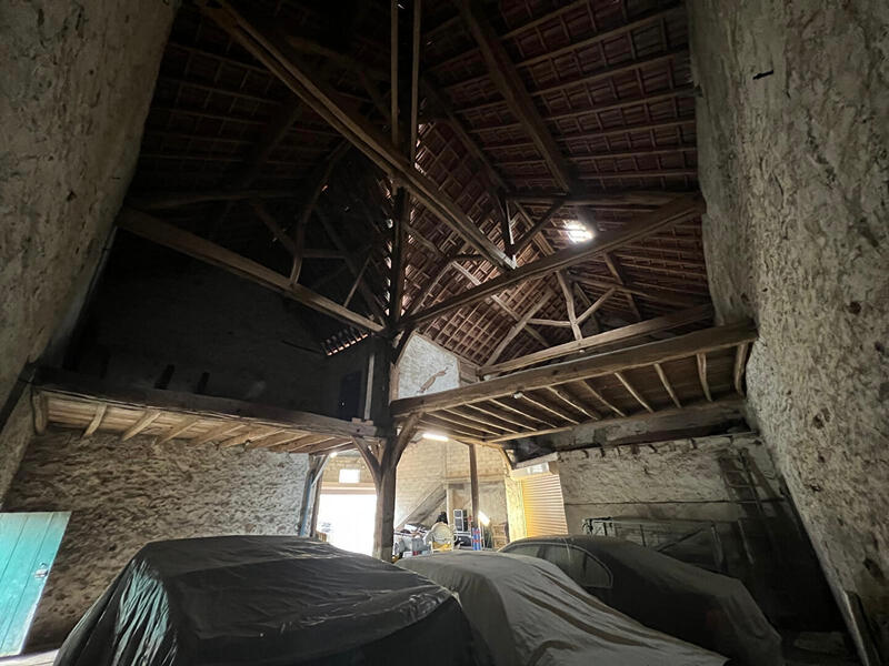 Local d'activité / Entrepôt - 200 m²