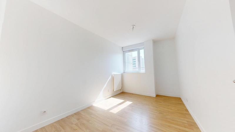 Appartement - 92 m² - 4 pièces