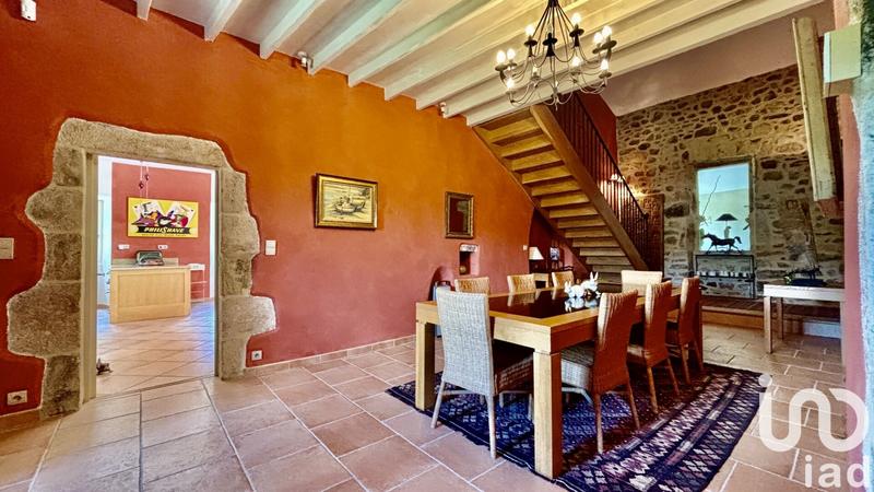 Maison - 404 m² - 12 pièces