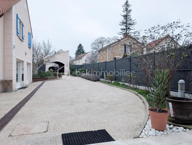 Bureau - 268 m² - 9 pièces