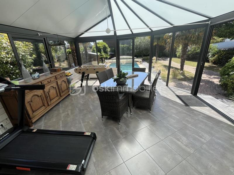 Maison - 170 m² - 6 pièces