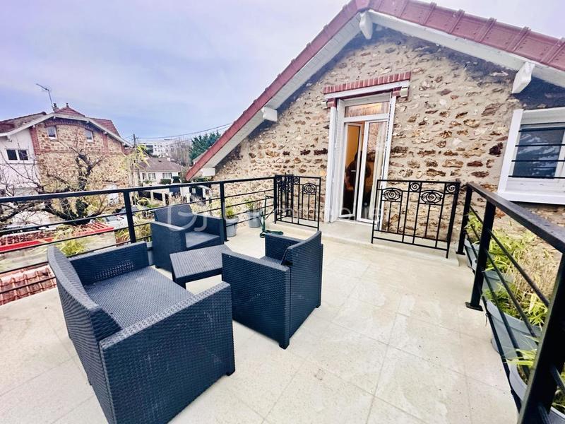 Maison - 100 m² - 6 pièces