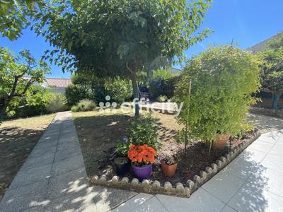 Maison - 160 m² - 5 pièces