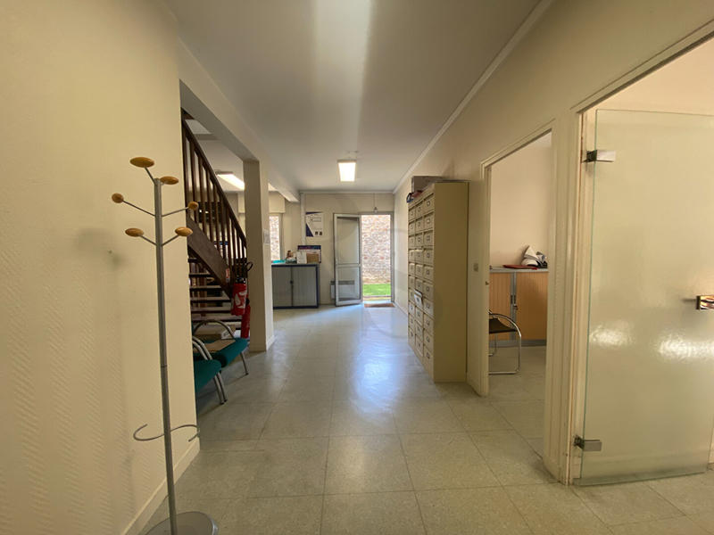 Local commercial - 118 m² - 5 pièces