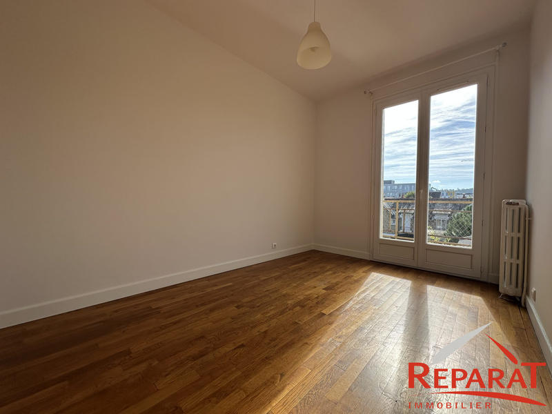 Appartement - 102 m² - 5 pièces