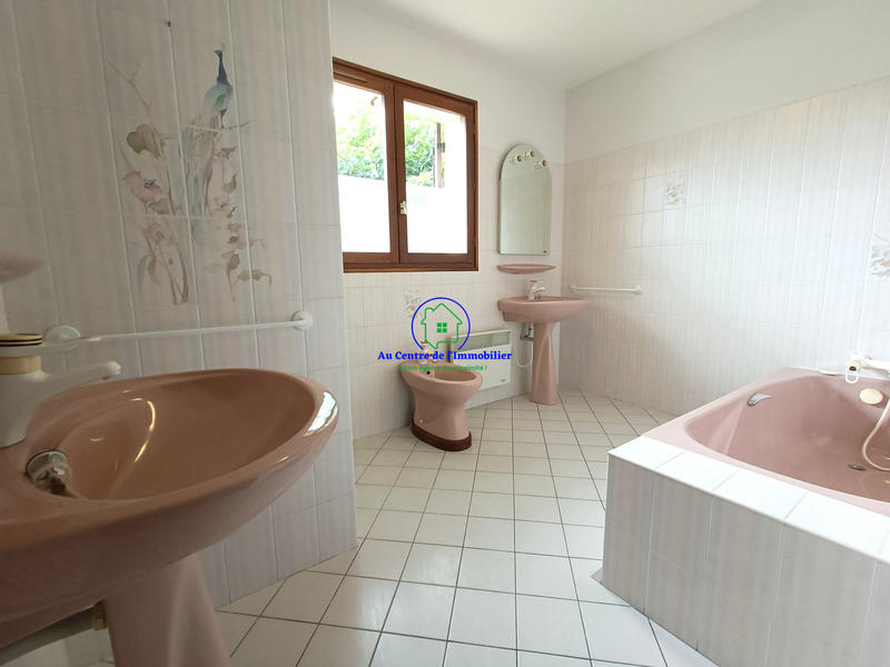 Maison - 161 m² - 6 pièces