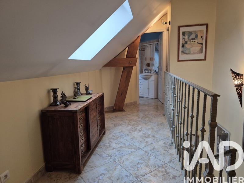 Maison - 140 m² - 8 pièces