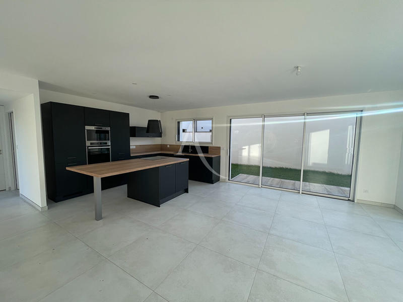 Maison - 116 m² - 4 pièces