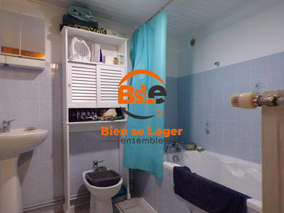 Maison - 60 m² - 5 pièces