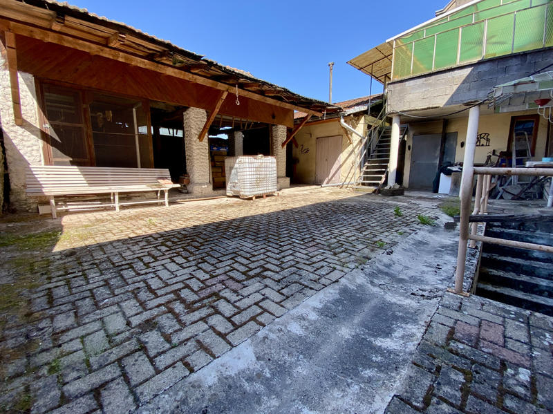 Maison - 192 m² - 6 pièces