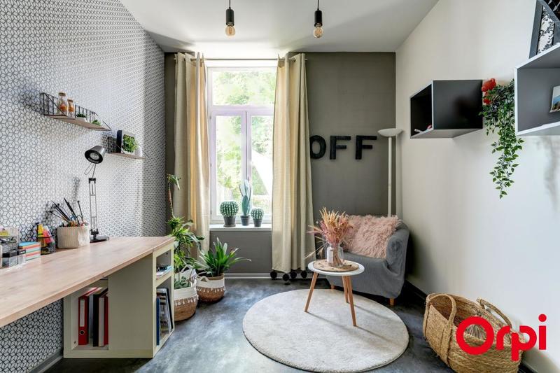 Appartement - 145 m² - 5 pièces