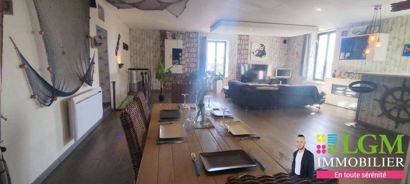 Maison - 189 m² - 6 pièces