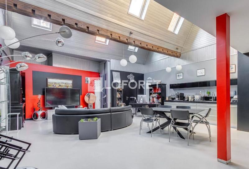 Loft - 185 m² - 5 pièces