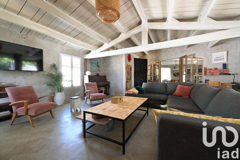 Maison - 187 m² - 5 pièces