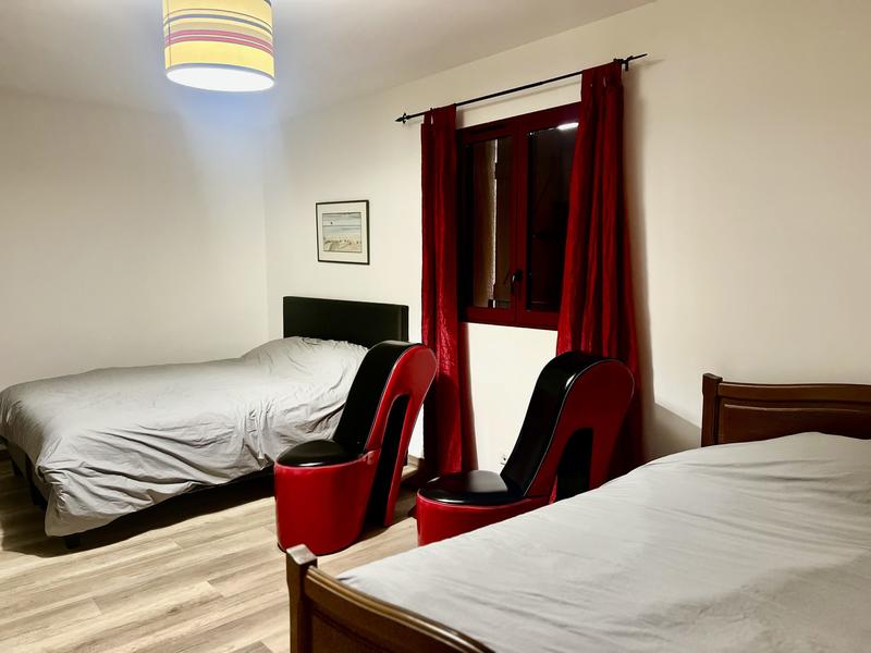 Maison traditionnelle - 252 m² - 6 pièces