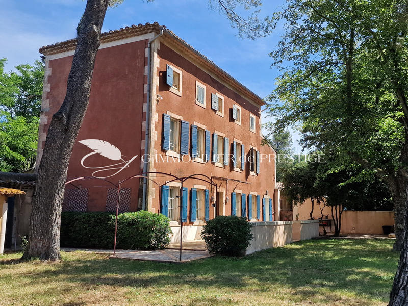 Bastide - 250 m² - 7 pièces