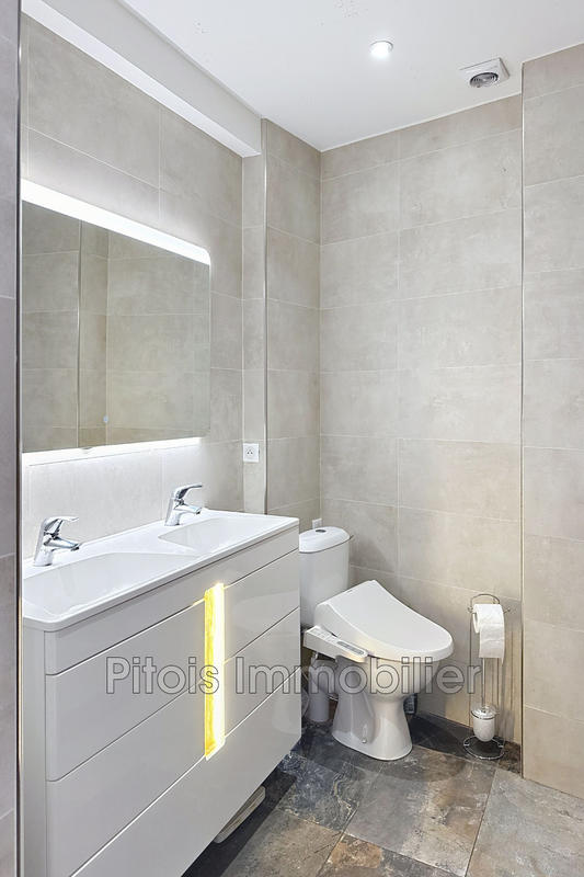 Appartement - 81 m² - 3 pièces