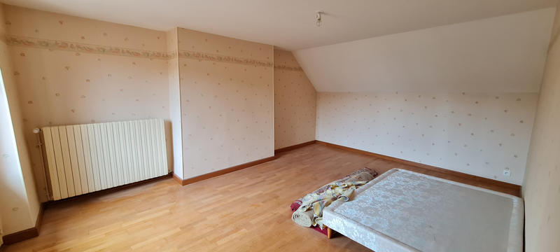 Maison - 159 m² - 9 pièces