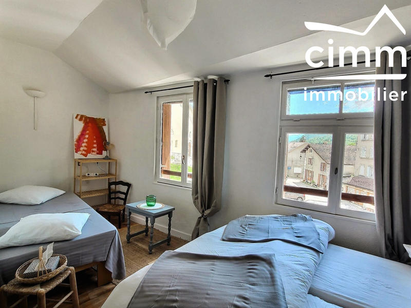 Local commercial - 354 m²