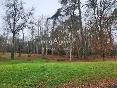 Terrain constructible - 1 250 m²