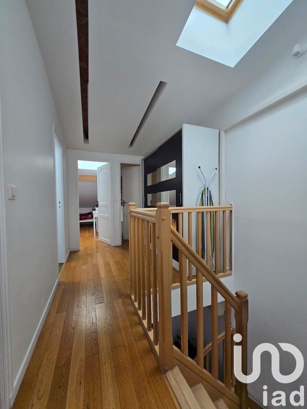 Maison - 97 m² - 5 pièces