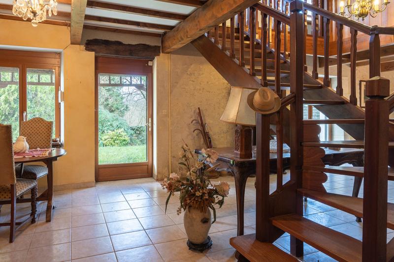 Villa - 288 m² - 7 pièces