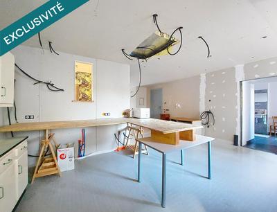 Maison - 140 m² - 4 pièces